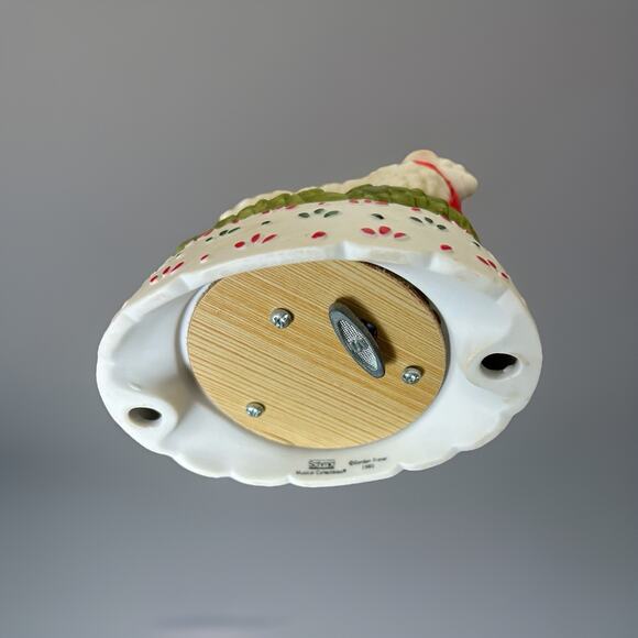 Vintage Ceramic Schmid Music Box Sheep/ Lamb. 1985. Plays Joy To The World. - Picture 5 of 5